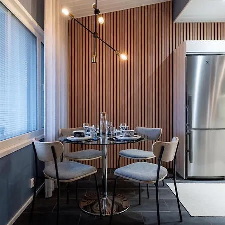 アパート Stylish Rowhouse, Guiet Area Free Wi-fi & Parking