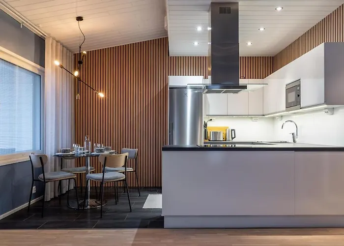 Stylish Rowhouse, Guiet Area Free Wi-fi & Parking Διαμέρισμα *